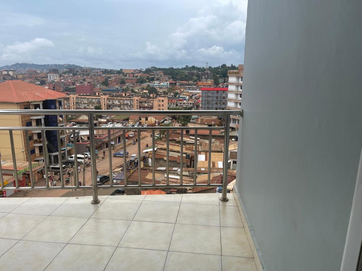 Bukandula Hotel Kampala Bagian luar foto